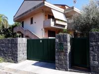 andrew's apartment - mulinia residence - B&B