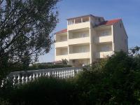 Apartment Manuela - B&B Ljubač