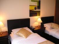 Tweepersoonskamer met 2 Aparte Bedden