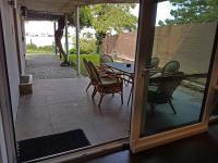 TopSenec-Lakeside Home - Ferienwohnung Senec