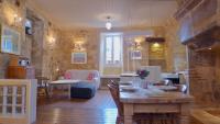 Rue Bertrand de Got - B&B Saint-Cyprien