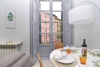 Bright Apartment in La Latina by Batuecas - B&B Madrid