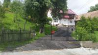 Pensiune La Iulian - B&B