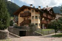 Villetta ai Pini Deluxe - B&B Canazei