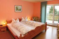 Apartment mit Balkon