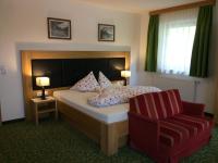 Studio (2 Adults)