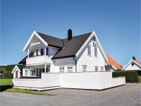 Four-Bedroom Holiday Home in Sogne, Nyaralók - Søgne