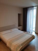 Camera Matrimoniale con Vista Lago