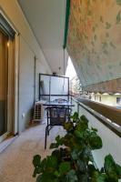 Superior Central Apt|3min to Metro|AC|Netflix|iMac - Bed and Breakfast Athene