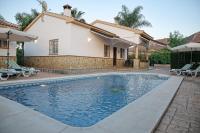 Casa Rural Típica Andaluza, WiFi,Piscina, Barbacoa, Aire Acondicionado, 5min Centros - Chambres d'hôtes Alhaurín el Grande