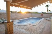 Casa Rural Típica Andaluza, WiFi,Piscina, Barbacoa, Aire Acondicionado, 5min Centros - Chambres d'hôtes Alhaurín el Grande