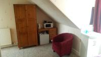 Twin Room with Shared Bathroom