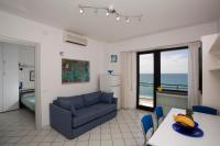 Executive One-Bedroom Apartment with Beach Access