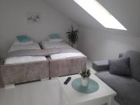 Vierbettzimmer mit eigenem Bad