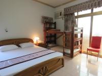 Camera Familiare con Bagno in Comune