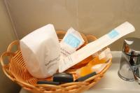 Camera Tripla Economy