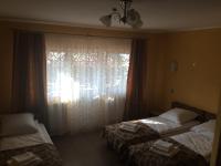 Dreibettzimmer mit Balkon