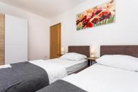 Apartamento con balcón
