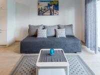 Apartment with Pool View