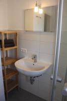 Double or Twin Room with Shared Bathroom and Shared Kitchen 