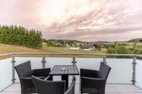 Apartment mit Balkon