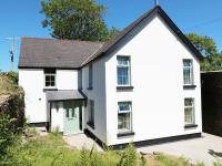 B&B Pontypridd - Ty Ffarm at Gellilwch - Bed and Breakfast Pontypridd