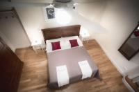 Double Room with External Private Bathroom