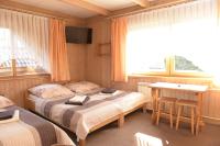 Driepersoonskamer met Badkamer