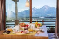 Large Two-Bedroom Apartment