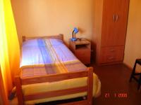 Standard Single Room with Shared Bathroom