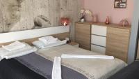 Hunyadi Apartman - B&B