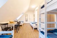 Camera Familiare Standard con Bagno in Comune 