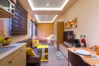 Monolocale Moderno con Cortile Privato