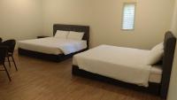 Quadruple Room with Massage Tub