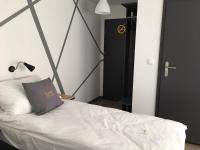 Zweibettzimmer mit eigenem Bad