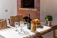Villa Doli - Lovely holiday home with private pool - B&B Doli