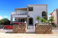 Apartments Slađana - Bed and Breakfast Jezera