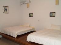 Chambre Lits Jumeaux avec Salle de Bains Privative