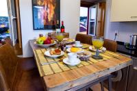 The Explorers Home - Sunny Stylish Family-Friendly Apartment - Chambres d’hôtes Lisbonne