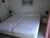 O - One-Bedroom Apartment (2-3 Adults) without view
