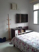 Basic Triple Room with Shared Bathroom