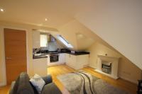 B&B Glasgow - Modern, Cosy Apartment In Bearsden with Private Parking - Bed and Breakfast Glasgow