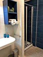 Camera Matrimoniale/Doppia con Letti Singoli con Bagno Privato