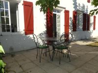 Agréable appartement à CAMBO LES BAINS - B&B Cambo-les-Bains