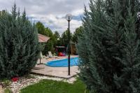 Luxury Radox Apartment Airport Bucharest - B&B