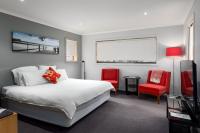 King Room with Spa Bath