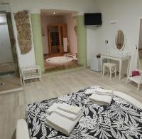 Suite with Sauna