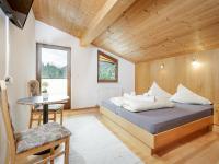 Four-Bedroom Apartment with Balcony