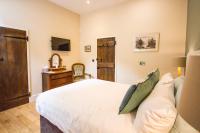 Double  Room (No pets allowed)
