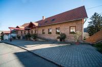 Wekler Családi Pincészet és Panzió - B&B